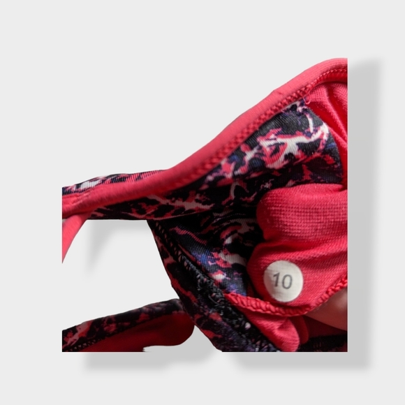 Lululemon Lighten Up Bra - Picture 3 of 7